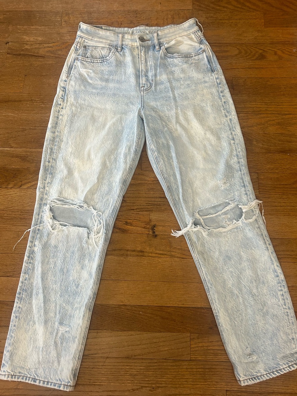 Light wash distressed jeans